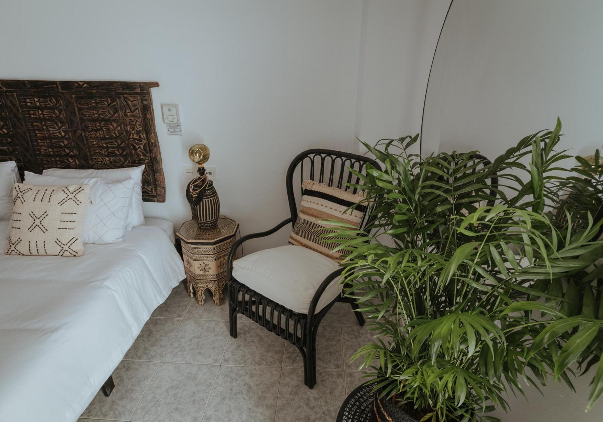 Las Flores Apartments Nerja Εξωτερικό φωτογραφία