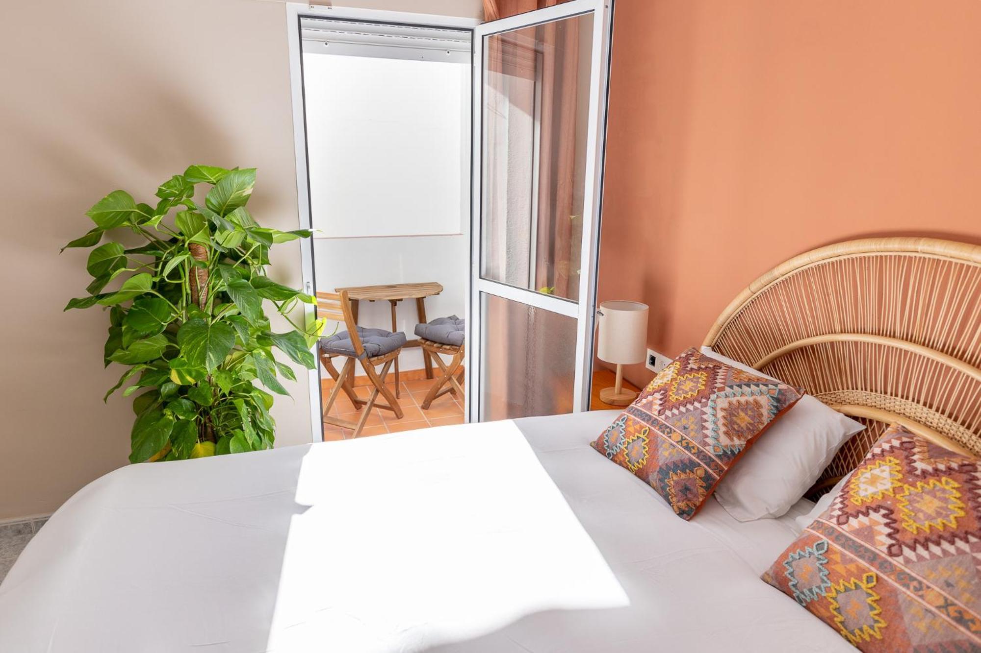 Las Flores Apartments Nerja Εξωτερικό φωτογραφία